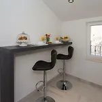 Seafront In Historical Cippico Castle Apartment Kastela